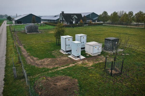 's.00_00_07_18.Still001