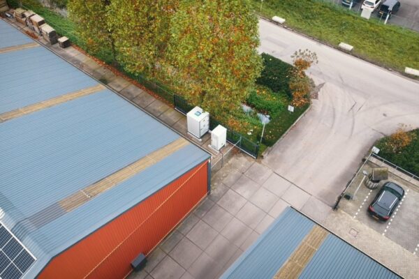 's.00_07_46_10.Still028